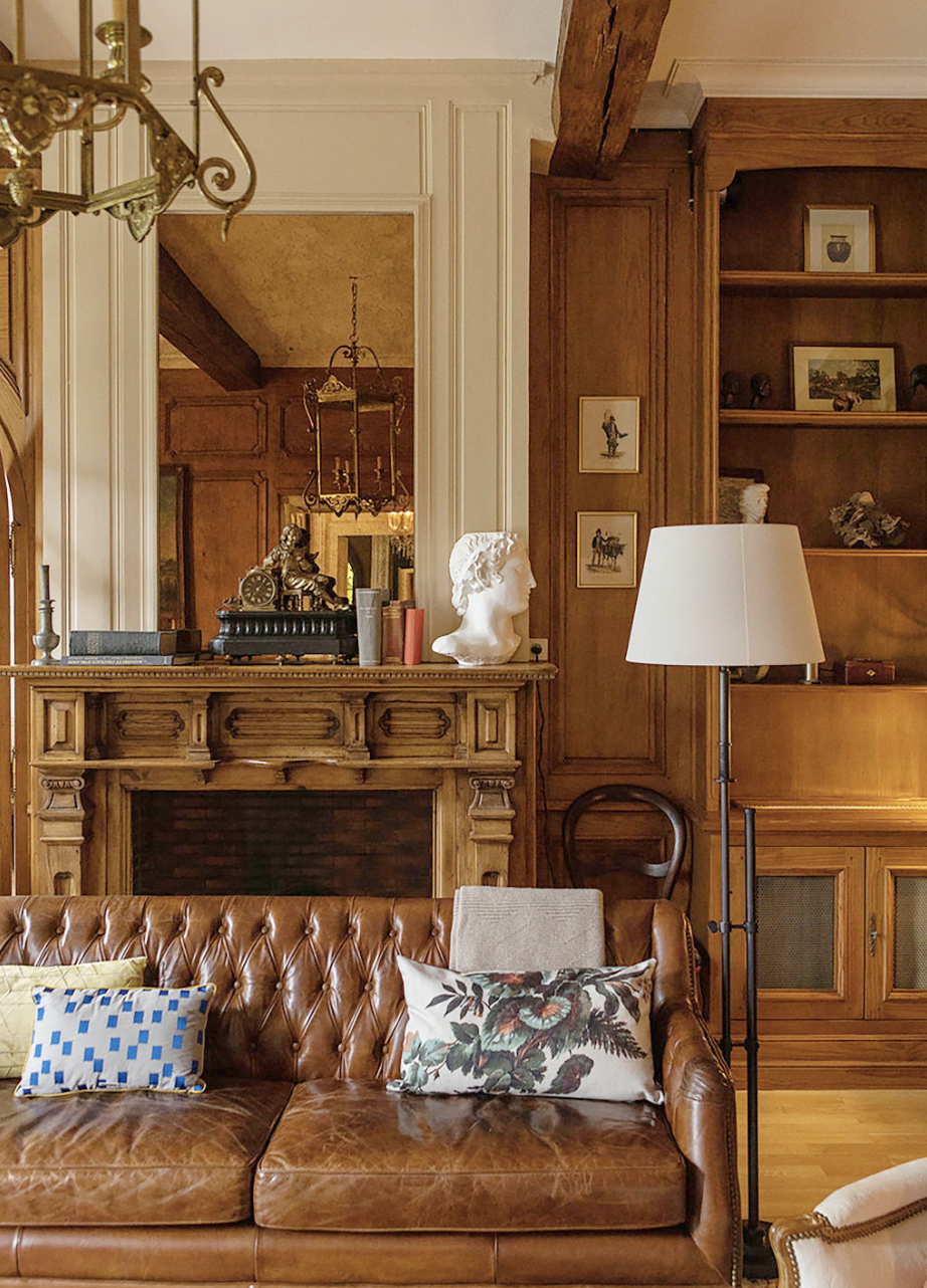 Montlabert cheminée canapé cuir